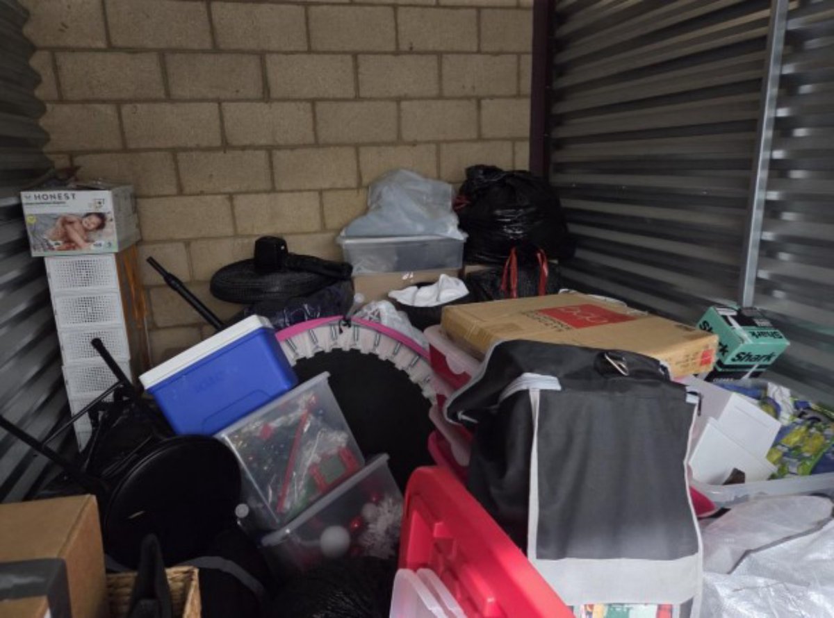 7 x 10 storage unit in Escondido, CA