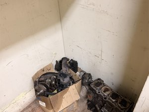 5 x 5 unit in Oakland