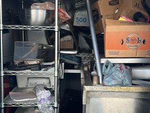 8 x 10 storage unit in Long Beach, CA