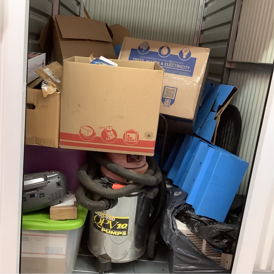 5 x 10 storage unit in Abington, MA