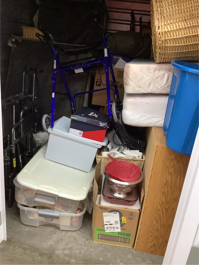 10 x 10 storage unit in Abington, MA