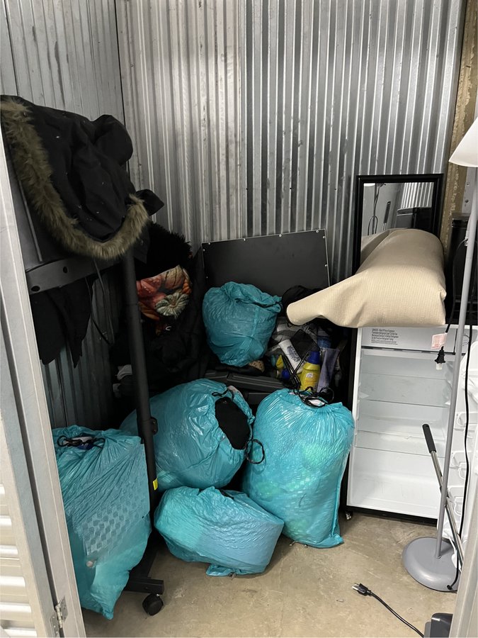 5 x 5 storage unit in Lanham, MD