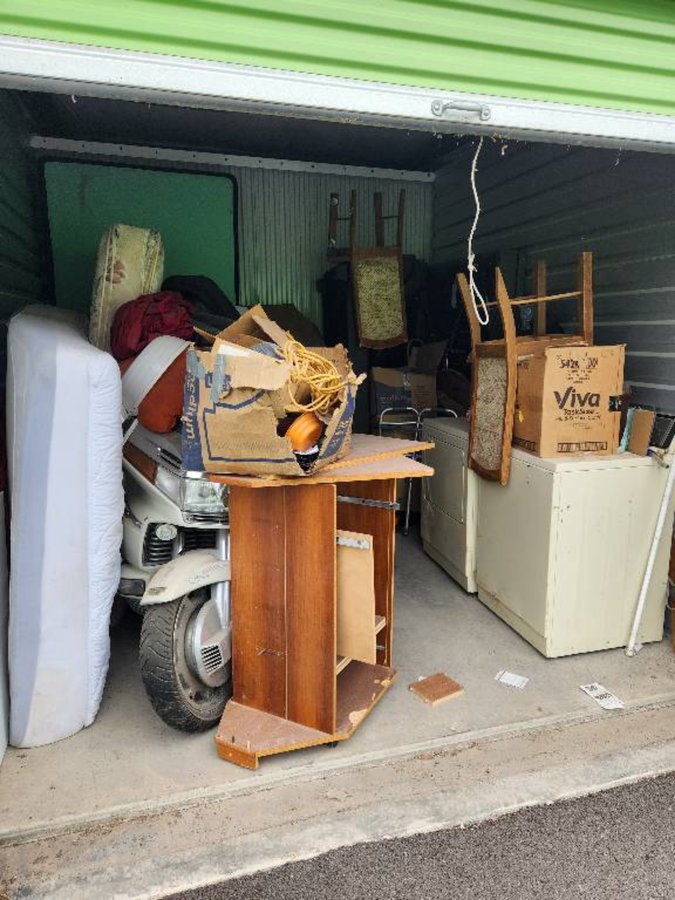 10 x 10 storage unit in West Valley City, UT