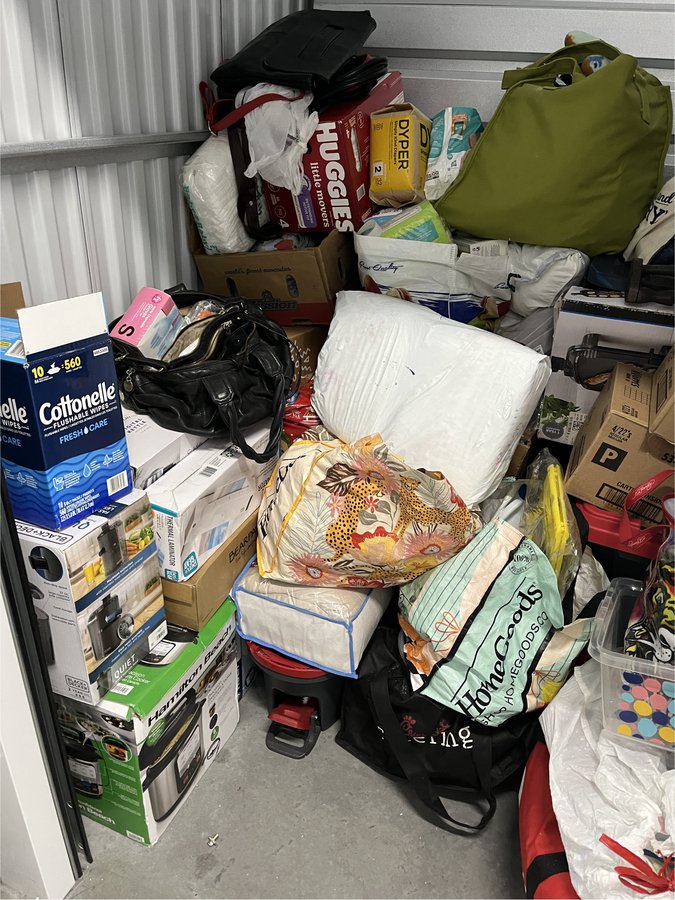 5 x 5 storage unit in Los Angeles, CA