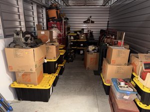 10 x 20 storage unit in Sterling, VA