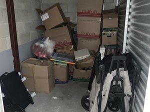 5 x 10 storage unit in Tampa, FL