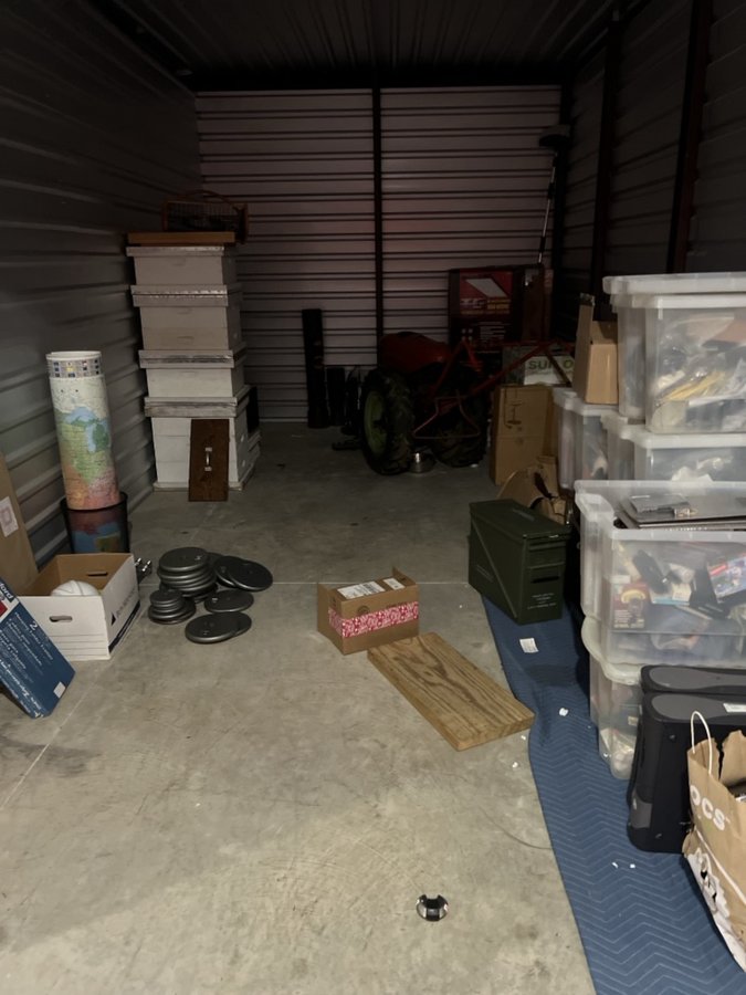 10 x 20 storage unit in Richmond, TX