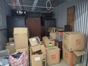 10 x 20 storage unit in Troy, MI