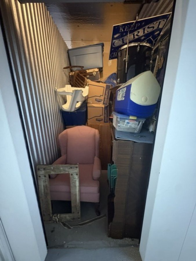 5 x 10 storage unit in Port Charlotte, FL