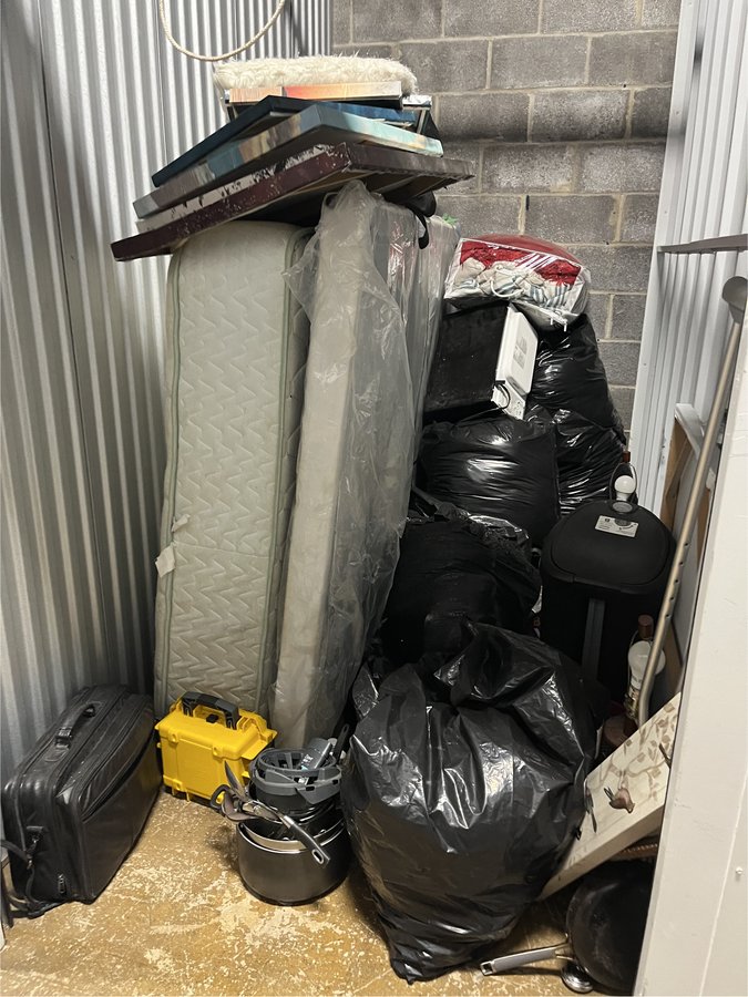 5 x 9 storage unit in Lanham, MD