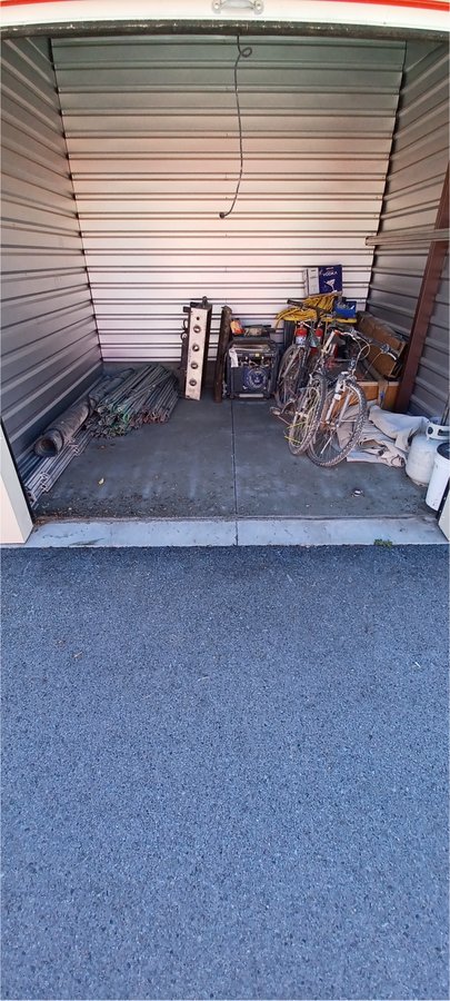 10 x 10 storage unit in Reno, NV