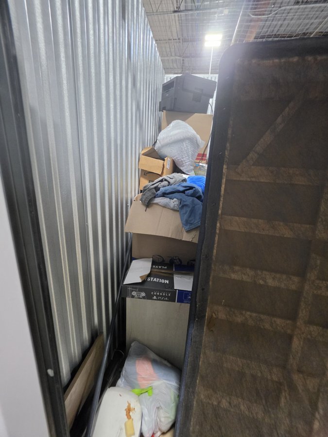 10 x 7 storage unit in Monroe, NC