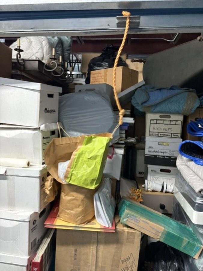 10 x 10 storage unit in Tampa, FL