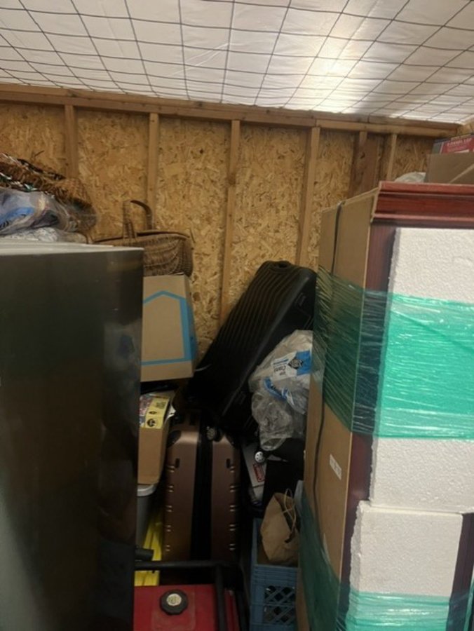 10 x 12 storage unit in Ferndale, WA