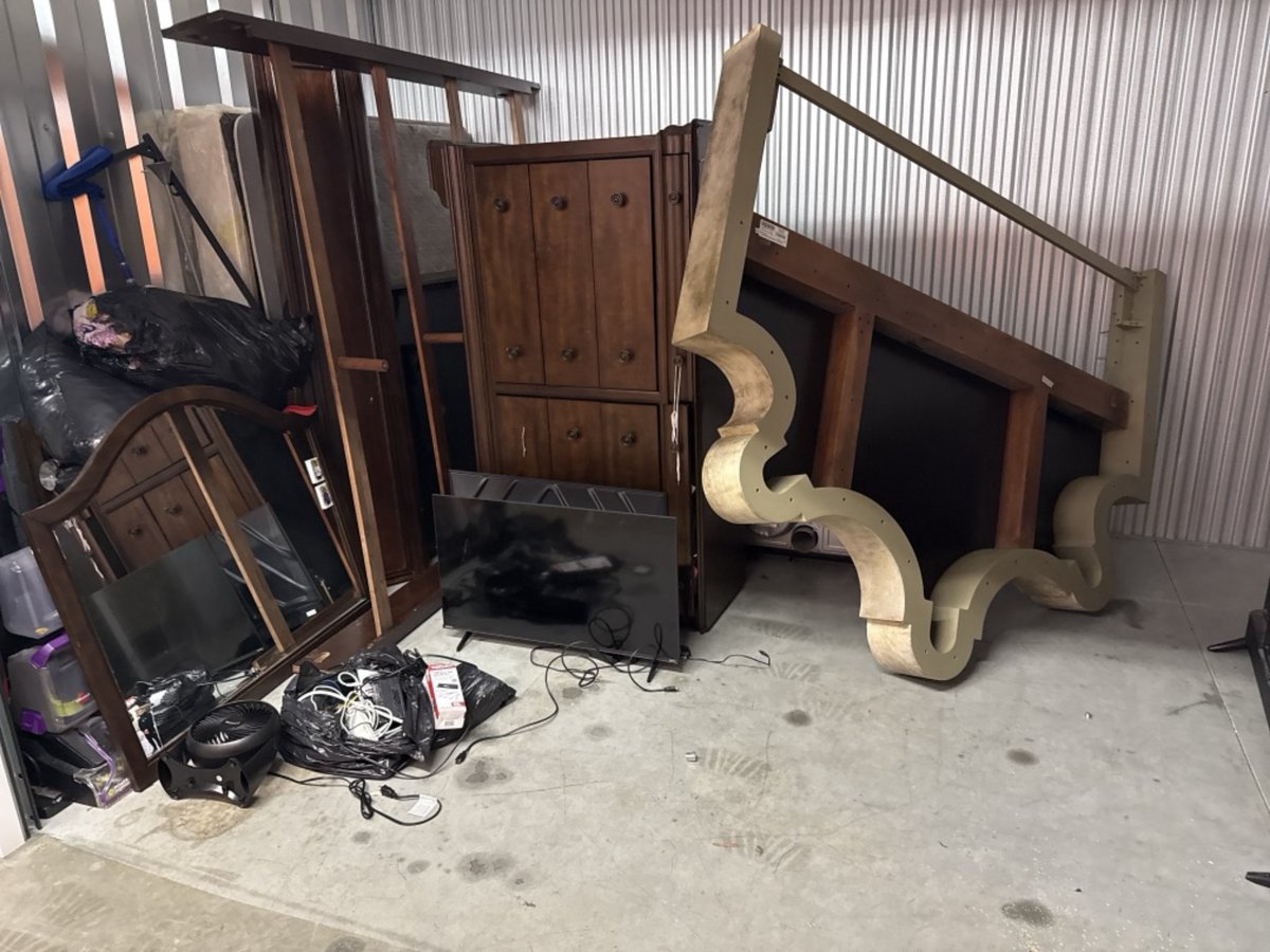 15 x 10 storage unit in Raleigh, NC