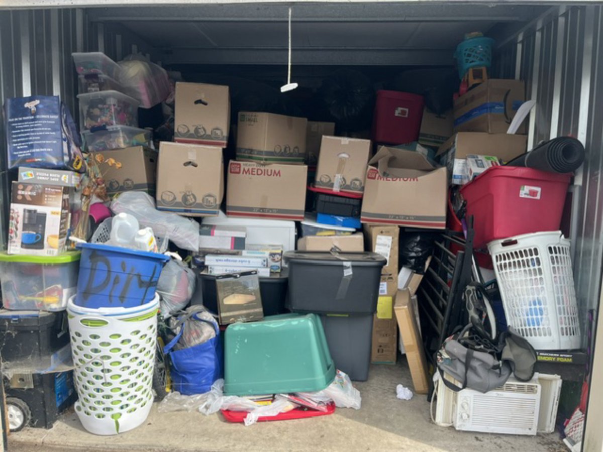10 x 15 storage unit in Anderson, IN