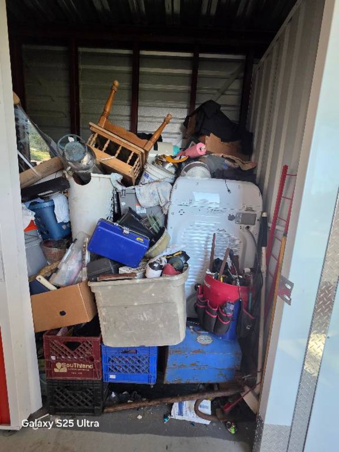 5 x 10 storage unit in Gulfport, MS