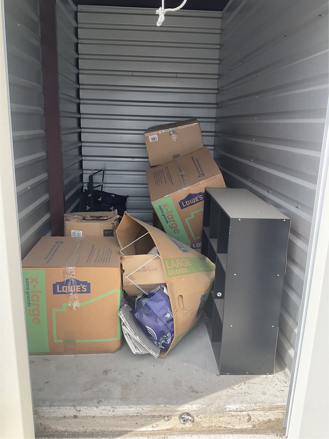 5 x 10 storage unit in Davenport, FL