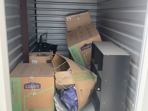 5 x 10 storage unit in Davenport, FL