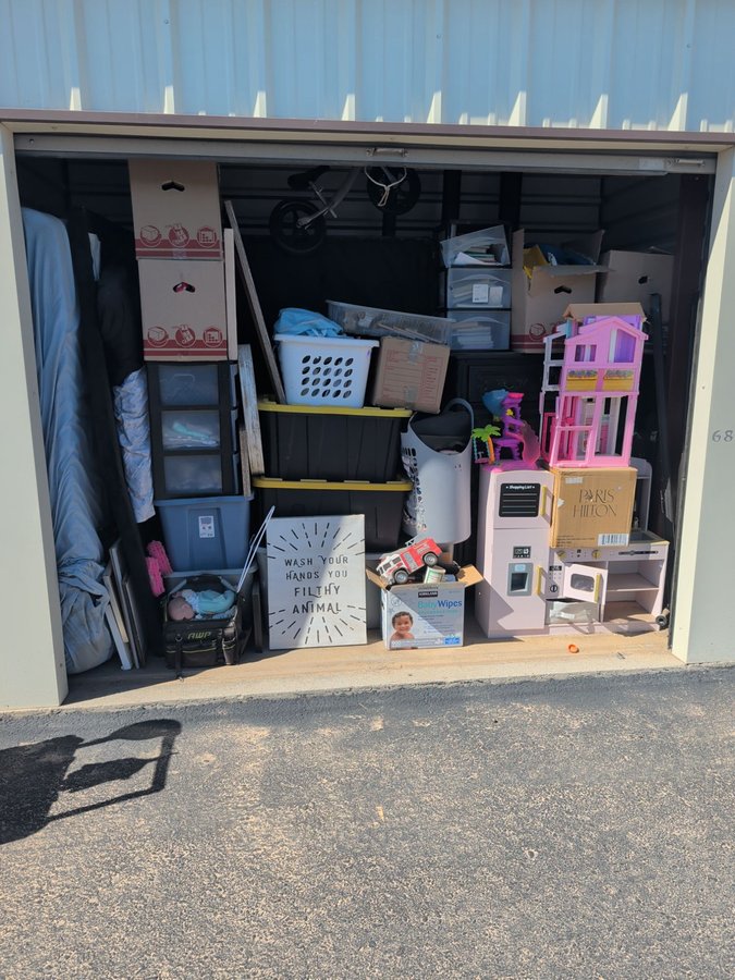 10 x 5 storage unit in Goodyear, AZ