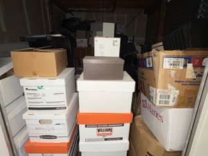 10 x 15 storage unit in Burbank, CA