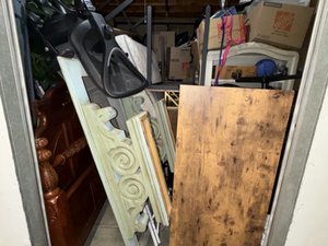 10 x 15 storage unit in Burbank, CA