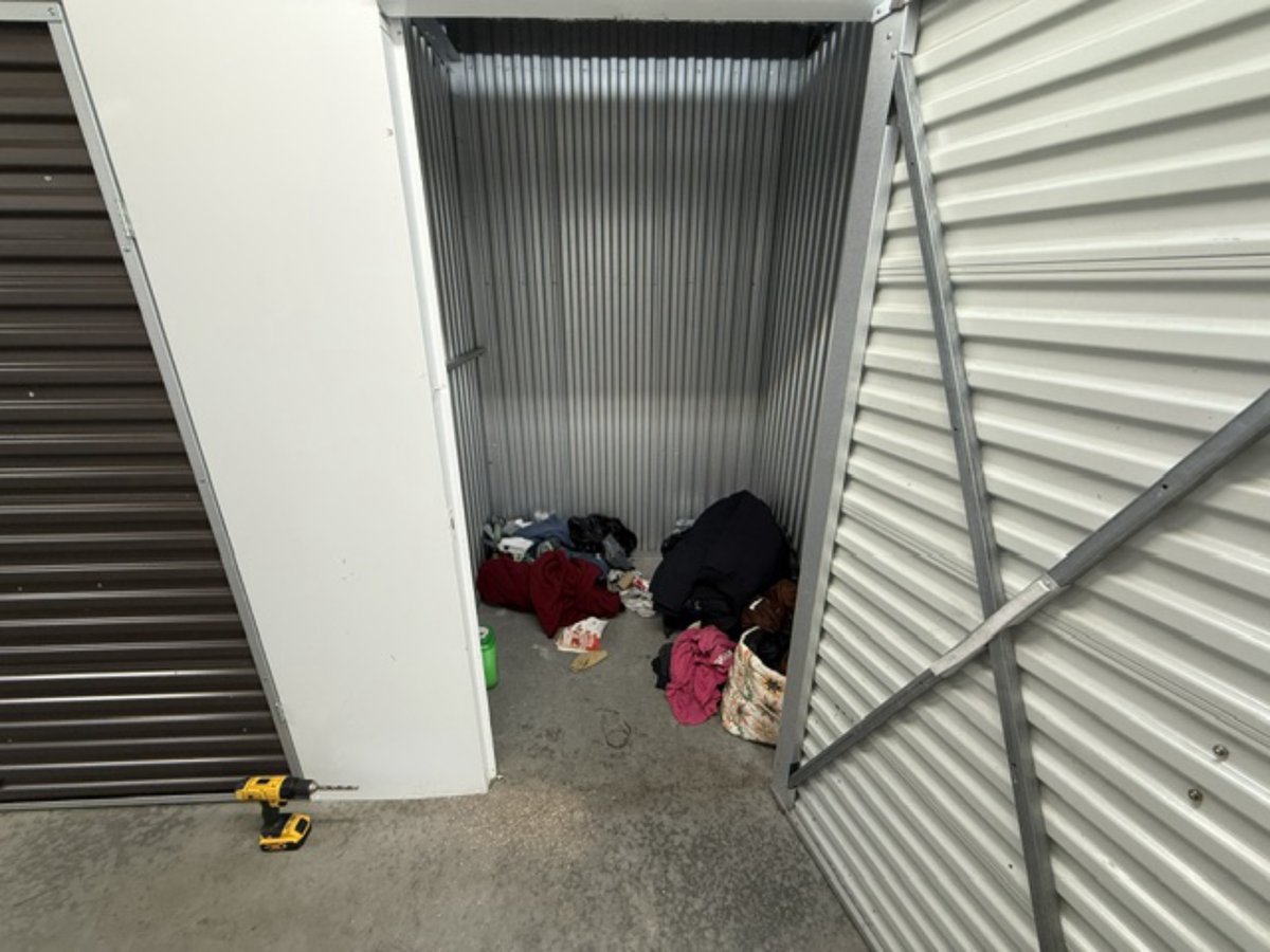 5 x 5 storage unit in Seattle, WA