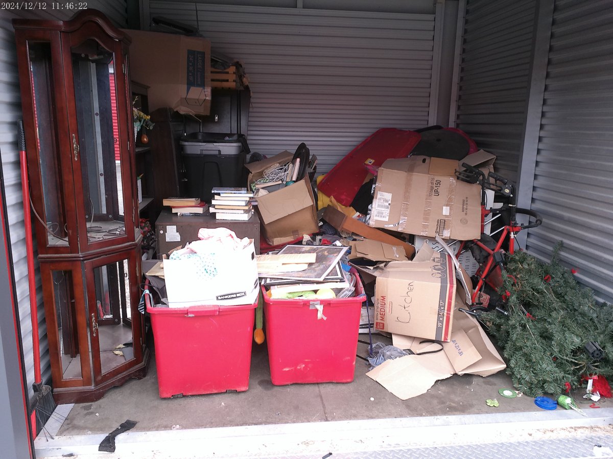 10 x 10 storage unit in Columbus, OH