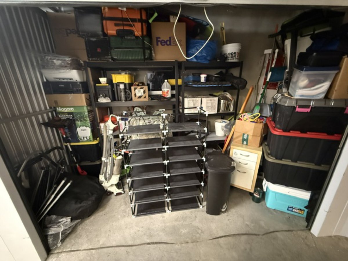 5 x 14 storage unit in Seattle, WA
