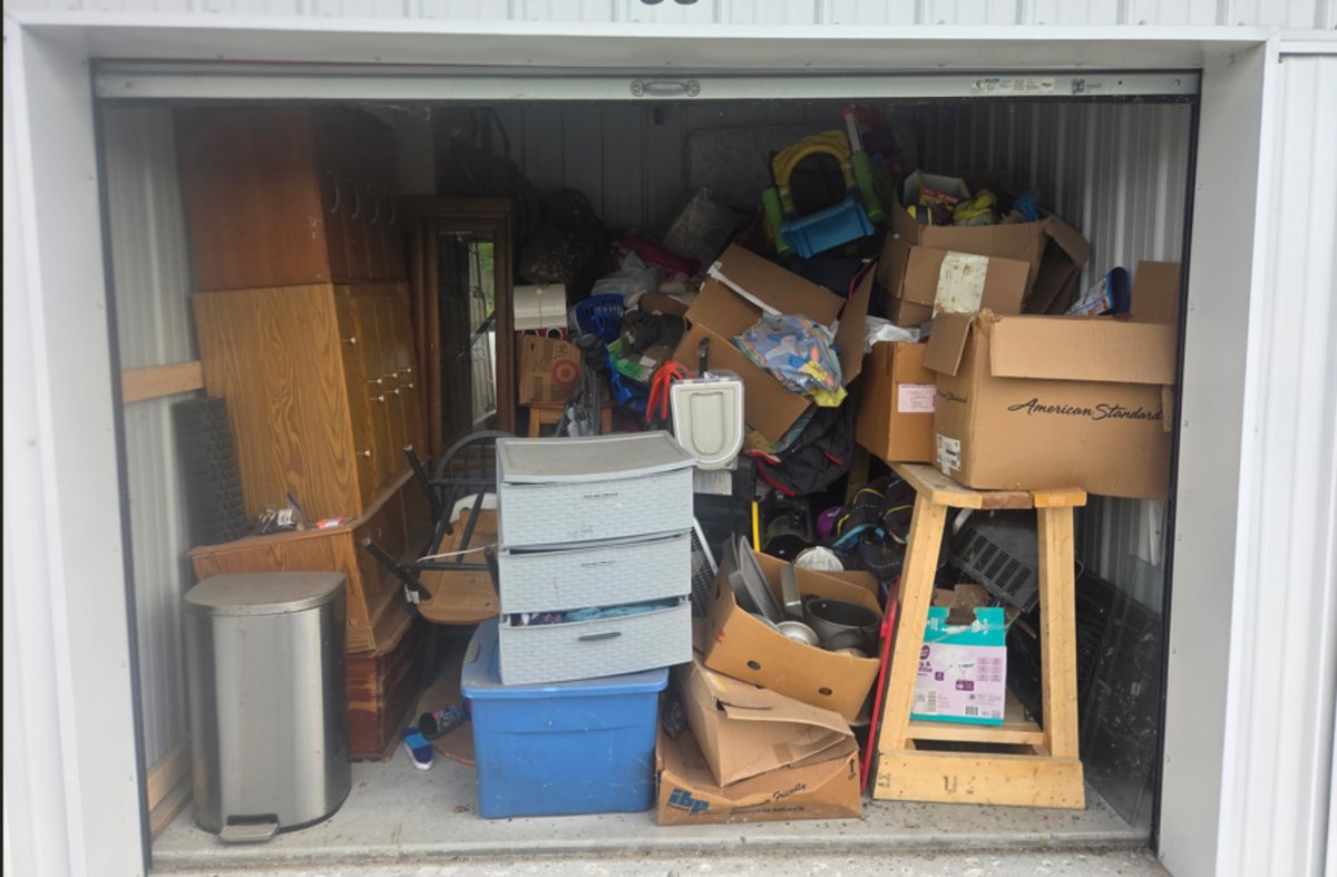 10 x 10 storage unit in Rochester, IN