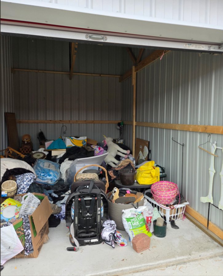 10 x 15 storage unit in Rochester, IN