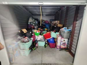 10 x 15 storage unit in Lakeland, FL