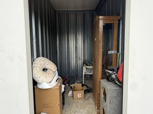 5 x 10 storage unit in Waterloo, IA