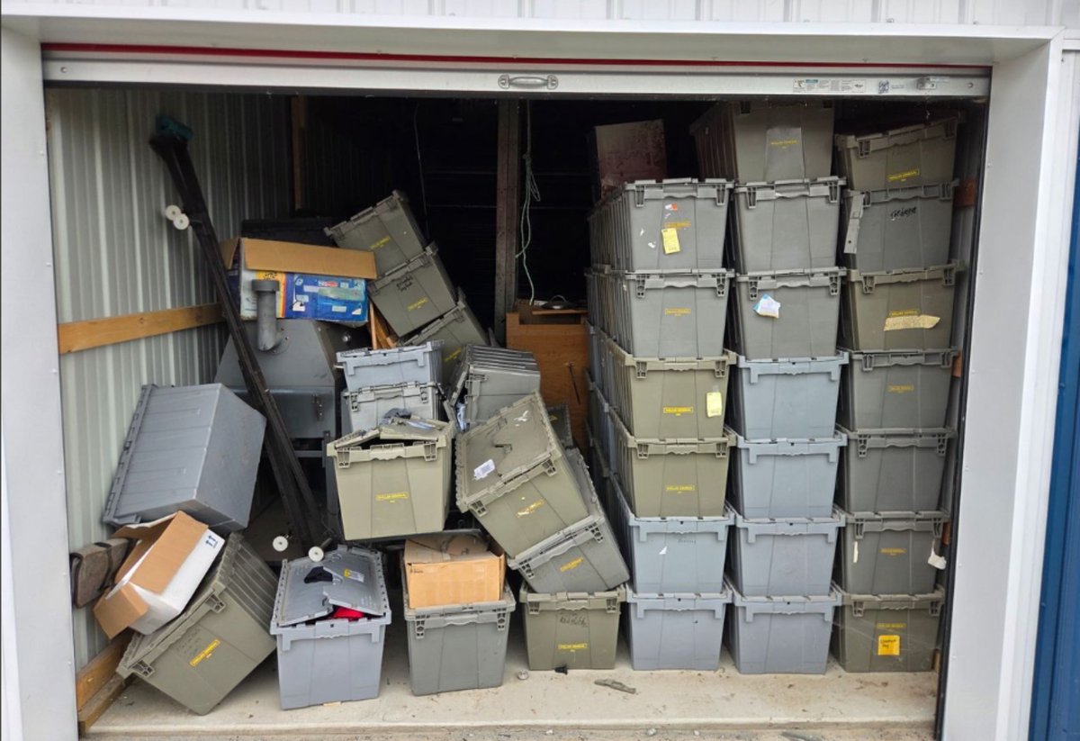 10 x 30 storage unit in Rochester, IN
