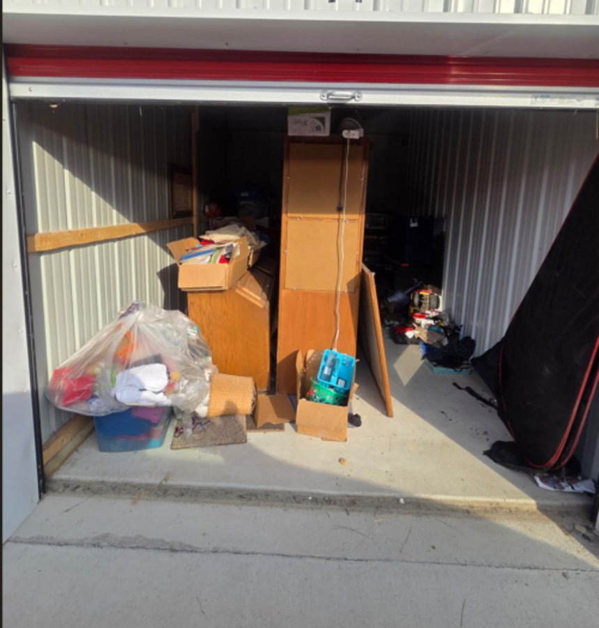 10 x 15 storage unit in Rochester, IN