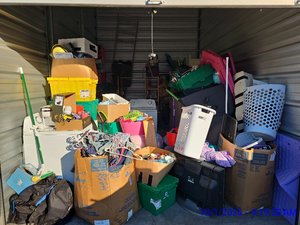 10 x 15 storage unit in Austin, IN