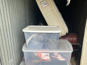 10 x 20 storage unit in Lanham, MD
