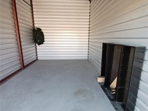 10 x 15 unit in Parker