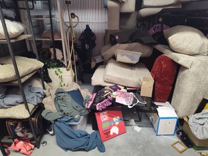 10 x 10 storage unit in Land O Lakes, FL