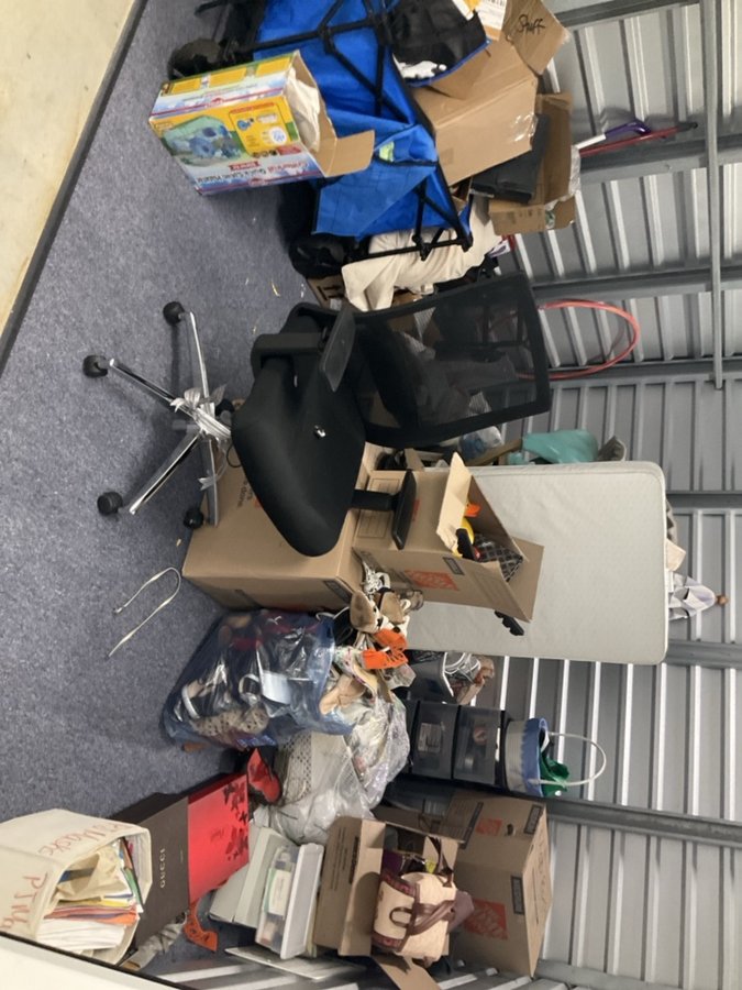 10 x 10 storage unit in Sarasota, FL