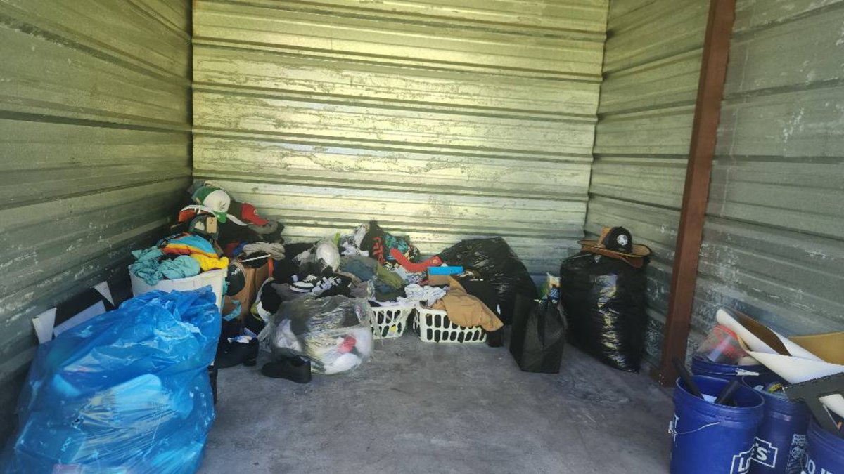 10 x 10 storage unit in College Park, GA