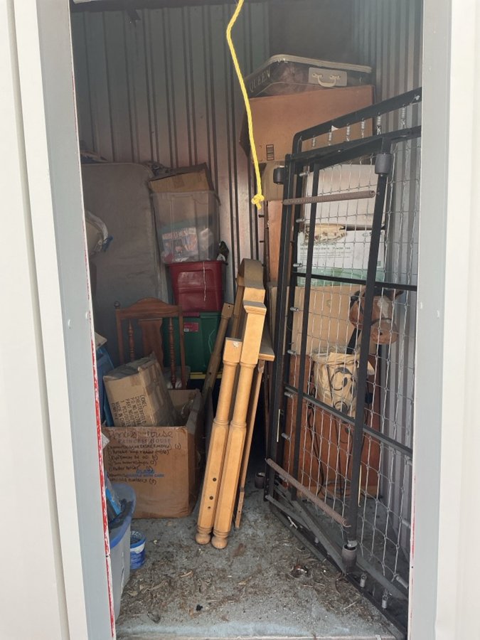 10 x 10 storage unit in Naples, FL
