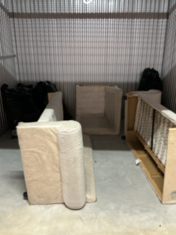 10 x 10 storage unit in Naples, FL