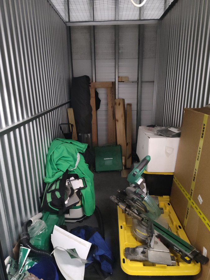 5 x 10 storage unit in Tampa, FL