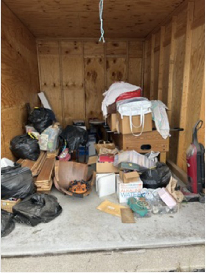 10 x 15 storage unit in Delafield, WI