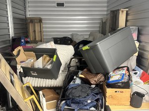 10 x 15 storage unit in Surprise, AZ