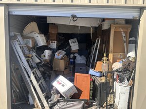 10 x 25 storage unit in Phoenix, OR