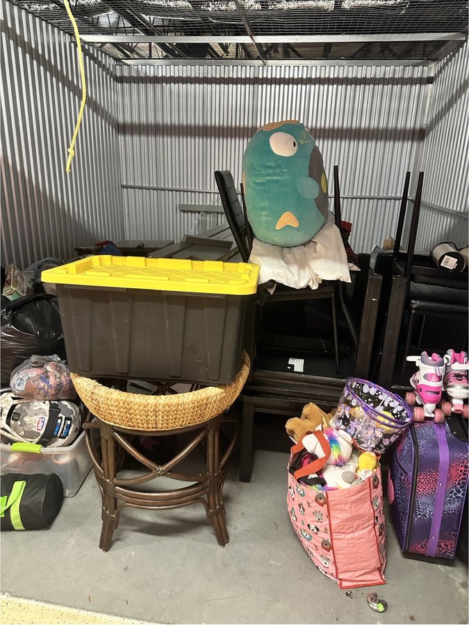 10 x 13 storage unit in Middleburg, FL