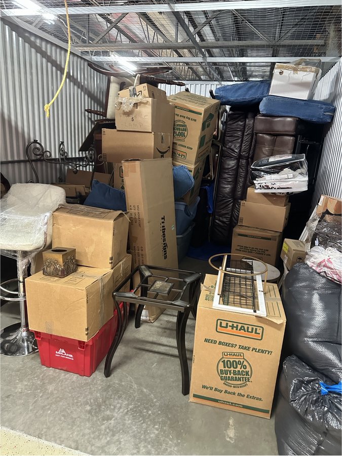 10 x 15 storage unit in Middleburg, FL