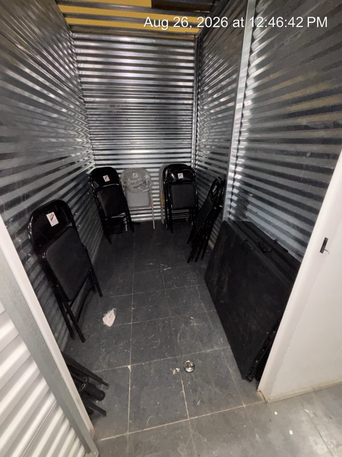 5 x 9 storage unit in Elizabeth, NJ